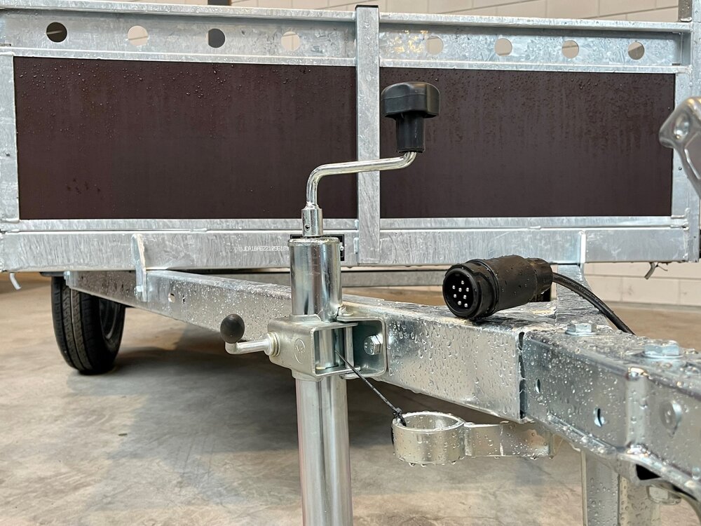 Bakwagen enkelas 257x132cm - 750kg - ongeremd