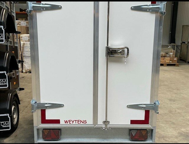 Gesloten 300x130cm - 750kg - ongeremd | VDM