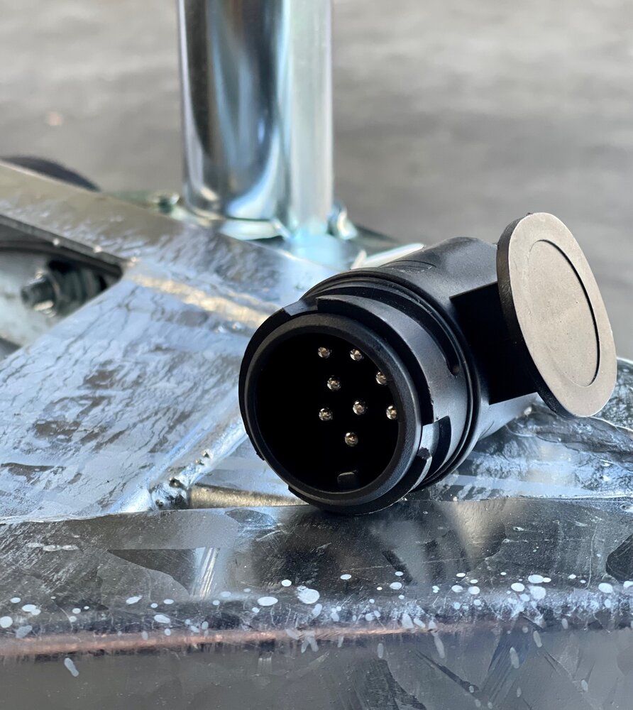 Gesloten 300x130cm - 750kg - ongeremd | VDM