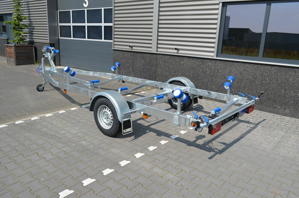 Vlemmix enkelas boottrailer 631x210cm 1500kg
