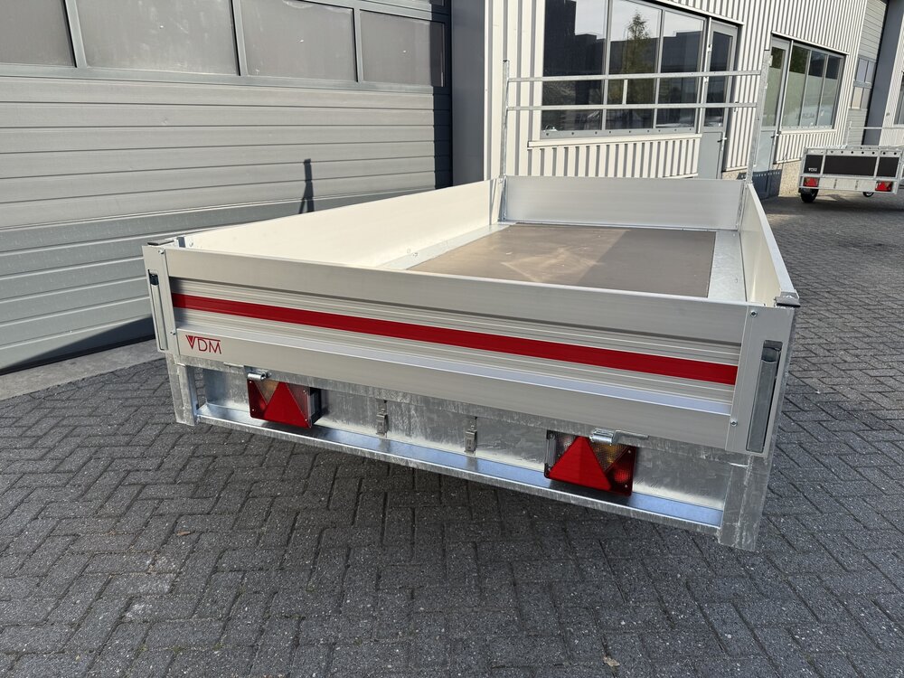 Plateauwagen 300x150cm - 750kg - ongeremd  