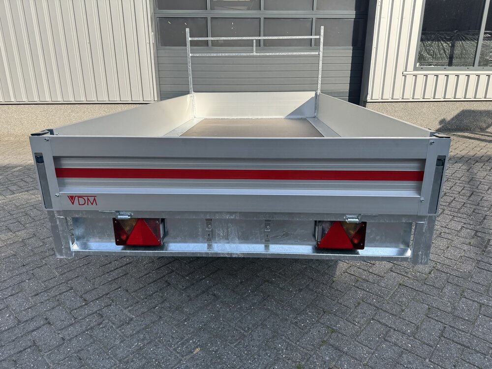 Plateauwagen 300x150cm - 750kg - ongeremd  