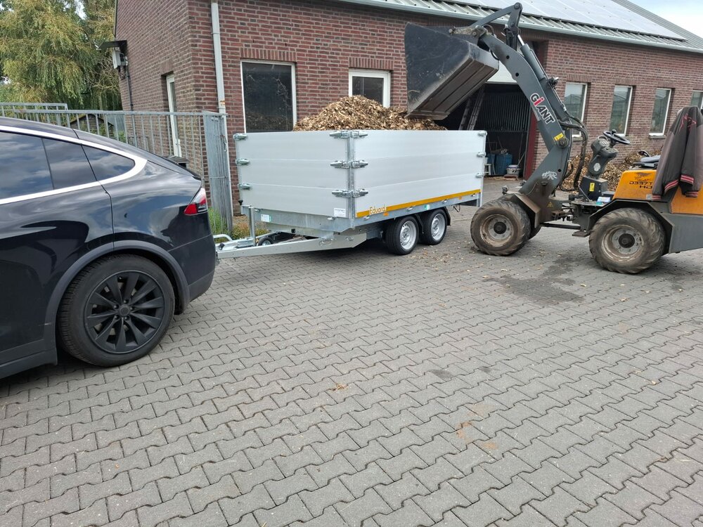 Kipper geremd 330x180cm - 3500kg - met alu borden 30cm - dubbelas - Rijplaten en steunpoten