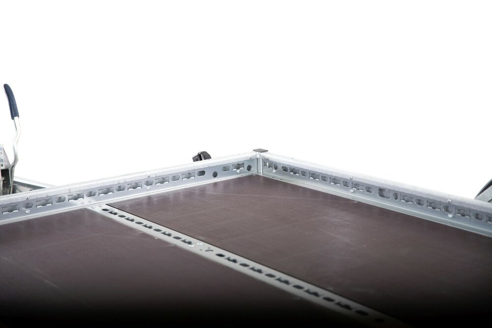 Motortrailer Stema 251x153cm 1300kg geremd