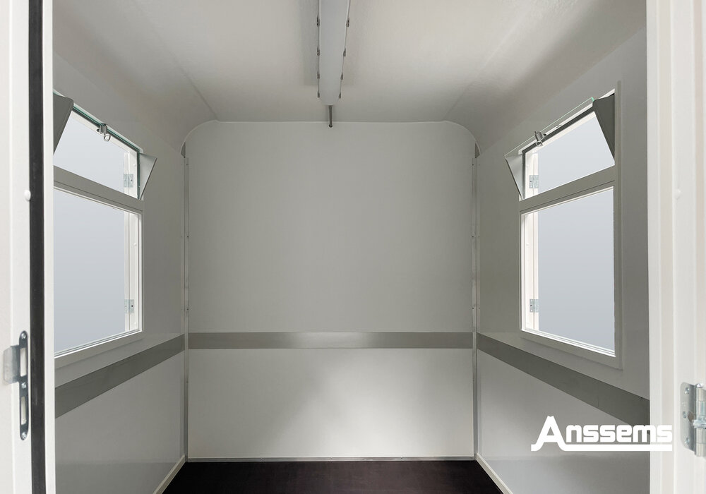 Bouwkeet / schaftkeet aanhangwagen - geremd 1400kg met Toilet