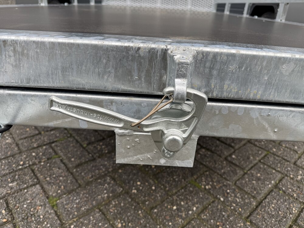 Multi transporter enkelas kipdissel en laadklep 300x150cm - 750kg - ongeremd