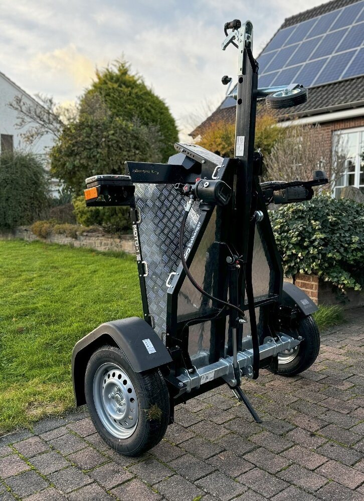 Motortrailer Balhanger 240x90cm 750kg ongeremd 