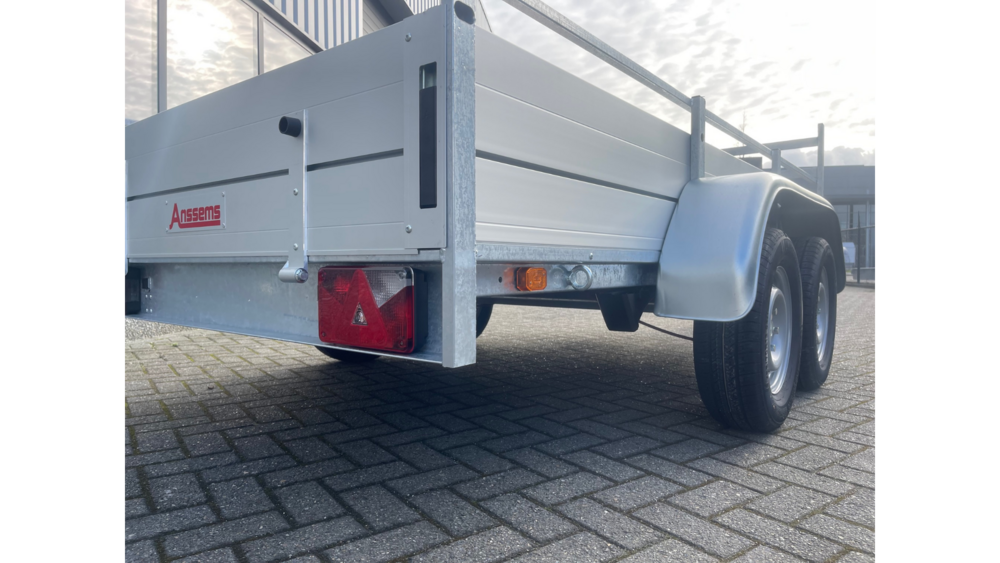 Aanhangwagen dubbelas 301x150cm - 2500kg - geremd