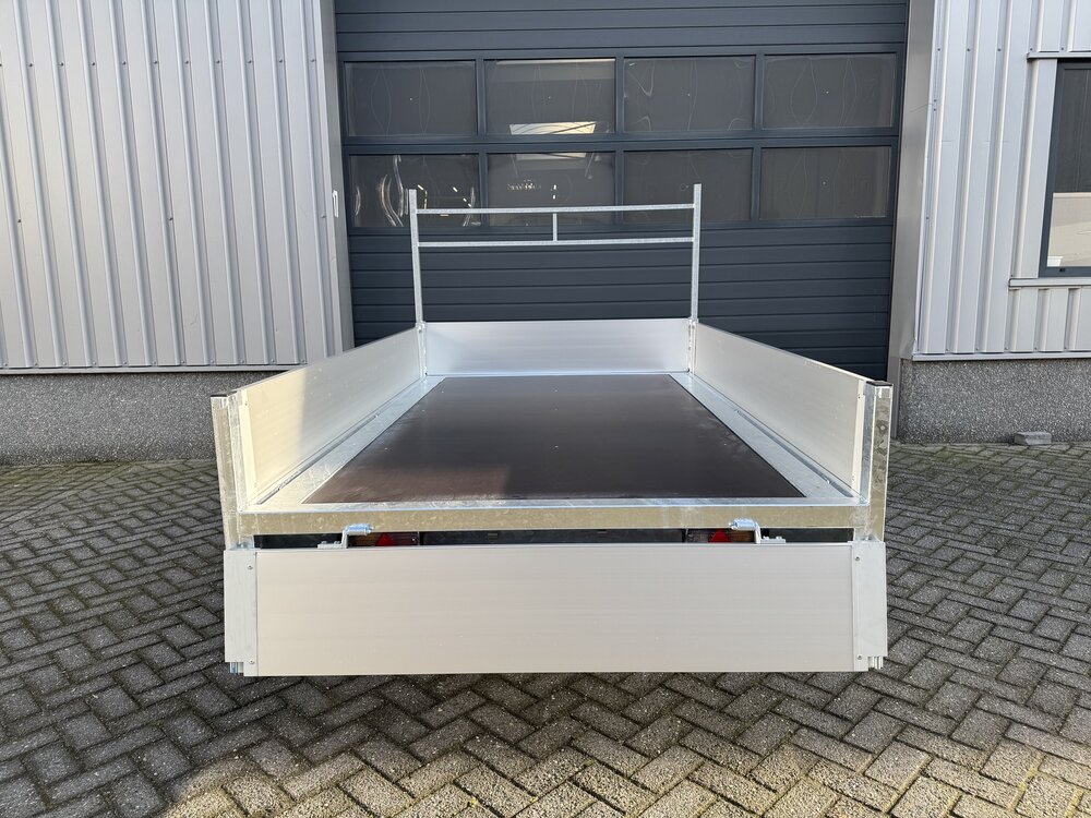 Plateauwagen 260x150cm - 750kg - ongeremd - enkelas