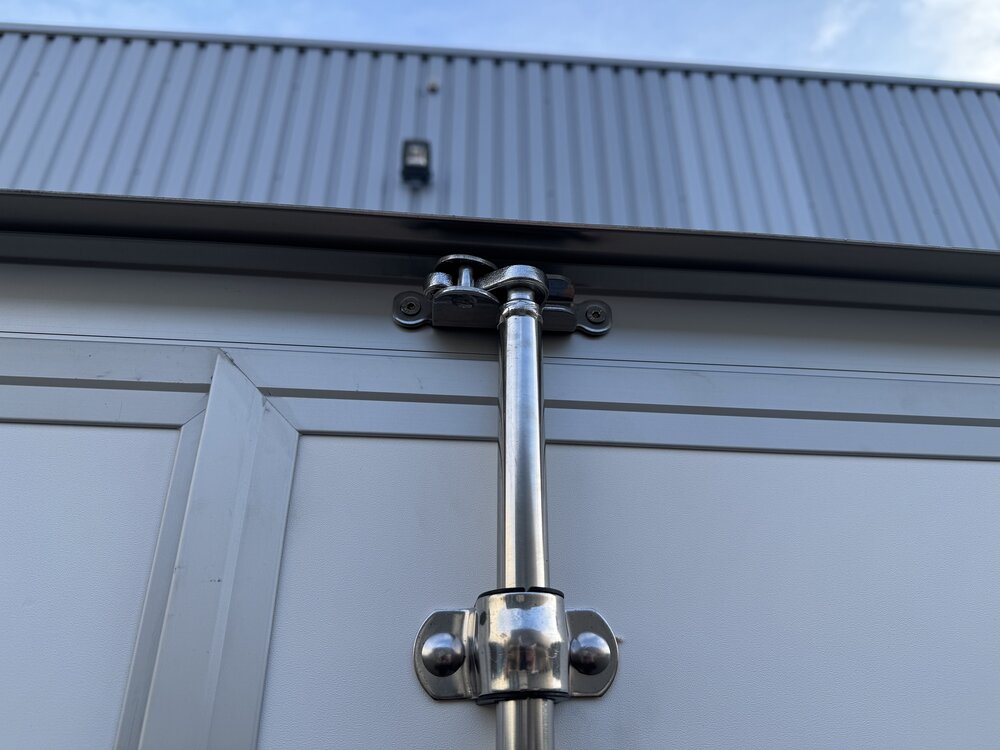 Gesloten enkelas 300x150cm - 750kg - ongeremd | VDM