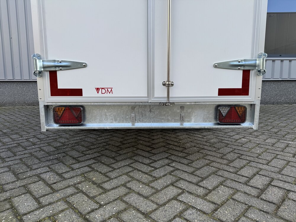 Gesloten enkelas 300x150cm - 750kg - ongeremd | VDM