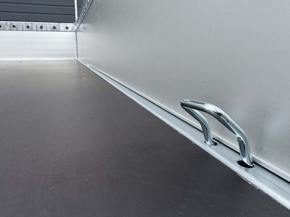 Aanhangwagen enkelas 257x132cm - 750kg - ongeremd - ALU