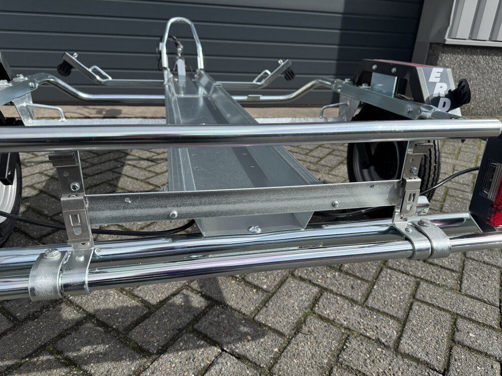 Erd&eacute; PM310 motortrailer voor 1 motor