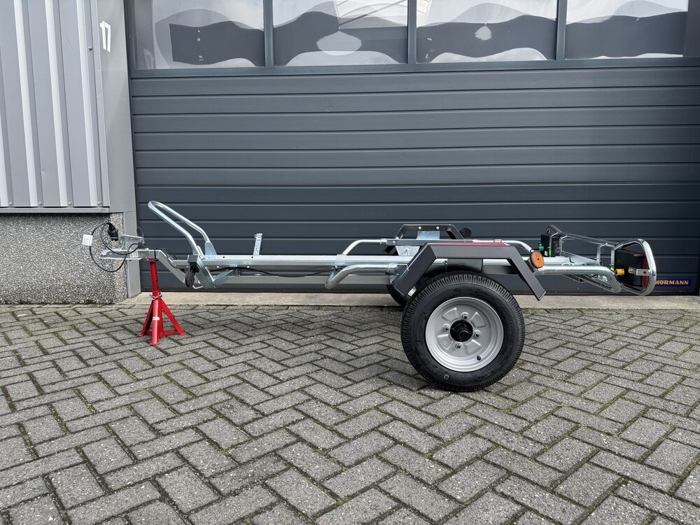 Erd&eacute; PM310 motortrailer voor 1 motor