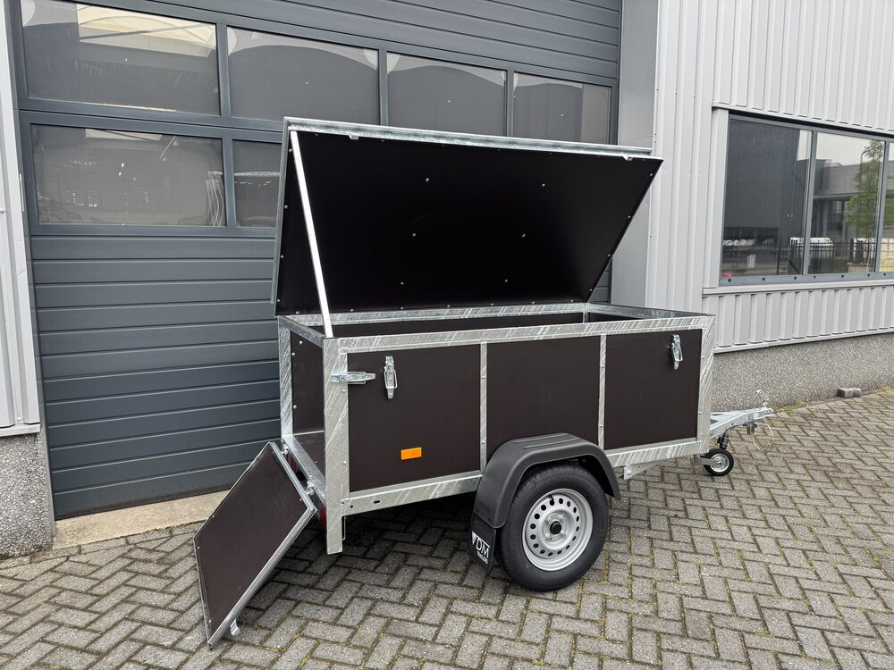 VDM bagagewagen met bruine betonplex