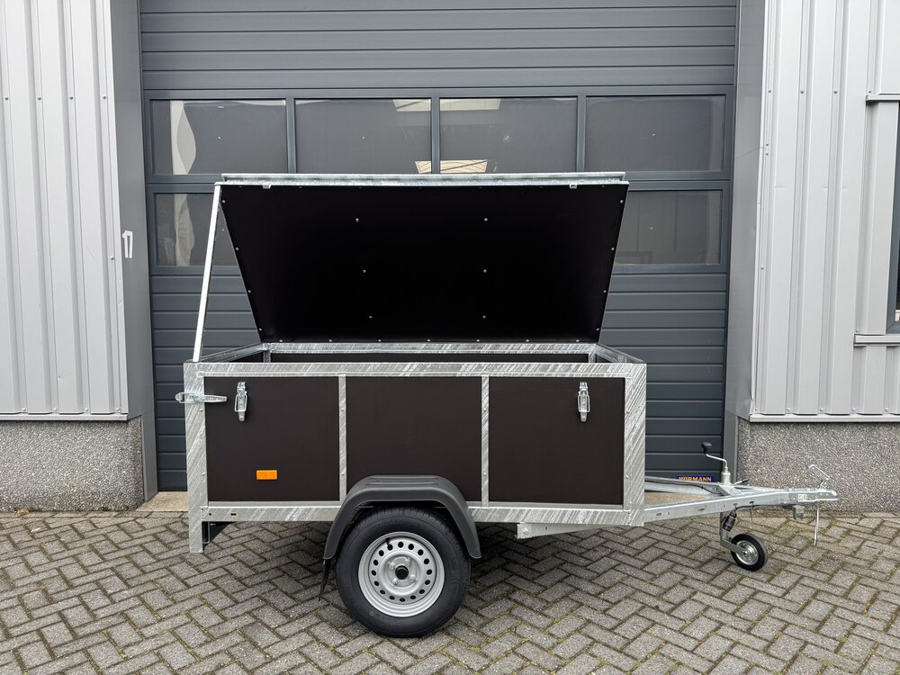 VDM bagagewagen met bruine betonplex