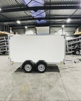 Gesloten dubbelas 300x150cm - 750kg ongeremd