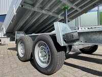 Benne basculante 355 x 178 cm - 3 500 kg - double essieu - frein&eacute;e