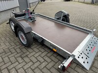 Incl. optie, steun, reservewiel en kist