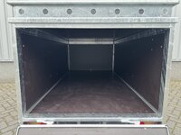 VDM bagagewagen met bruine betonplex