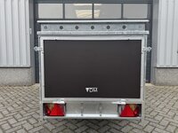 VDM bagagewagen met bruine betonplex