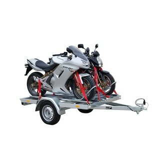 Ongeremde motortrailer type MT van Stema compleet met oprijplaat. 