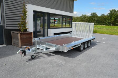 Transporteur de machines 400x180cm - 3500kg - Tri-axe - 3x 1800kg