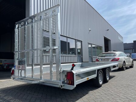 Machinetransporter 250x130cm - 3000kg dubbelas