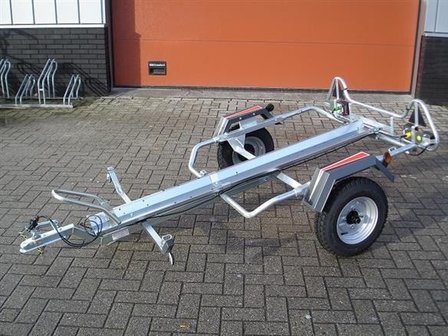 Erde motortrailer voor 1 motor/scooter geschikt v. op achterkant te zetten