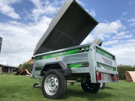 Remorque &agrave; bagages DaXara type 168 d&#039;une capacit&eacute; de 1300 litres et s&eacute;curis&eacute;e par des amortisseurs. 