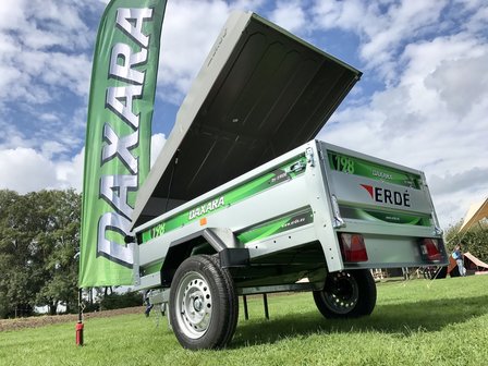 Remorque &agrave; bagages DaXara type 198 d&#039;une capacit&eacute; de 1500 litres et s&eacute;curis&eacute;e par des amortisseurs. 