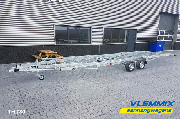 Tiny House plateau dubbelas trailer met platform afmeting 780x244cm en 3500kg as.