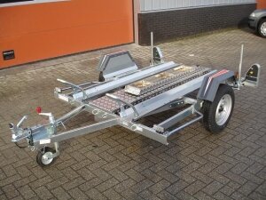 Erde motortrailer voor 2 motoren 750kg AS