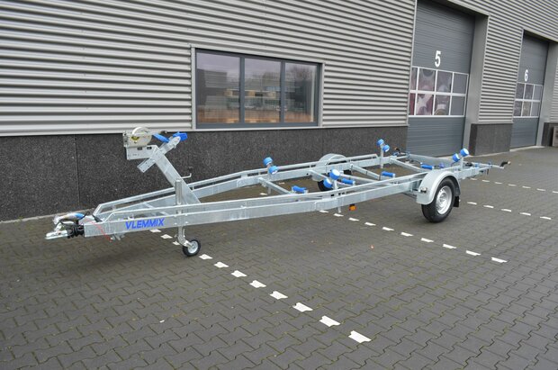 Vlemmix enkelas boottrailer 631x210cm 1800kg