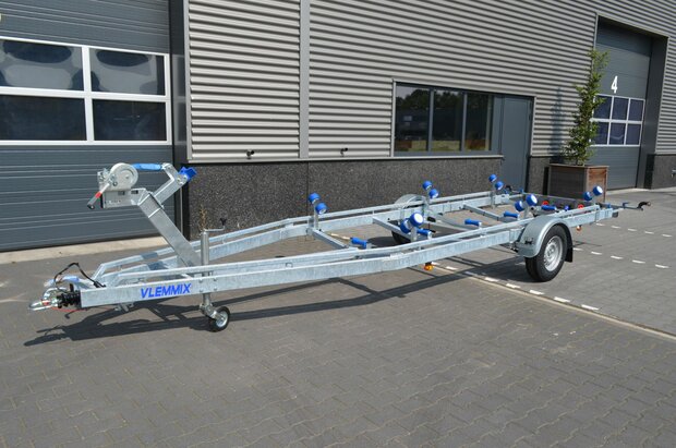 Vlemmix enkelas boottrailer 700x220cm 1800kg