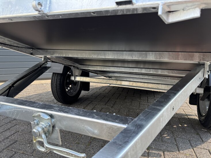 Bakwagen kipdissel 257x132cm - 750kg - ongeremd