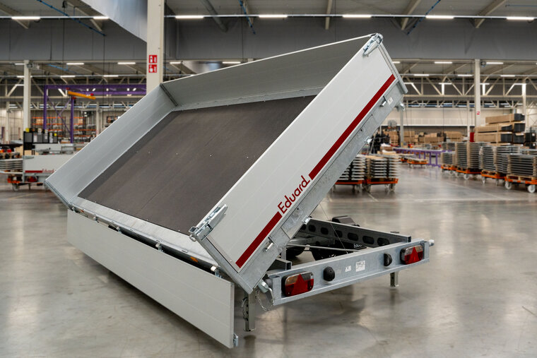 Kipper geremd 406x200cm - 3500kg - met alu borden 30cm - dubbelas 
