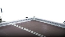 251x153cm afzinkbare WOM XT motoraanhangwagen met 750kg as.