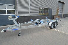 Boottrailer 631x210cm 2700kg, nu met Gratis Optie pakket Boottrailer 631x210cm 2700kg, nu met Gratis Optie pakket